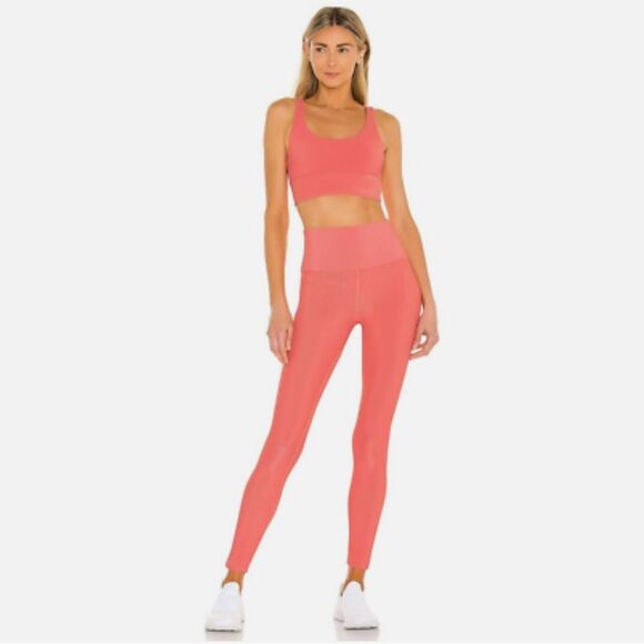 NEW! Beach Riot Athleisure/Workout Coral Set- size Small - Picture 1 of 5